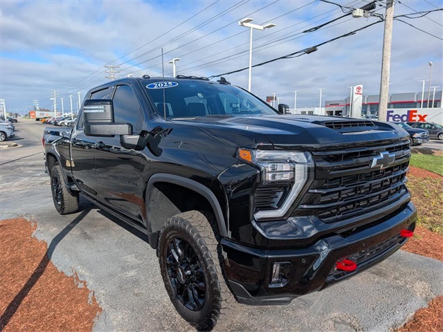2025 Chevrolet Silverado 2500HD LTZ Crew Cab 4WD