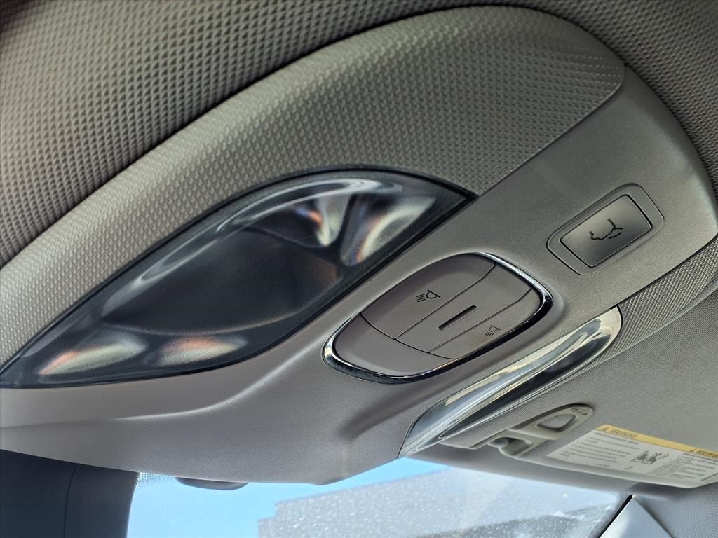 2018 Jeep Compass Limited Silver at Mac Haik CDJR North Houston