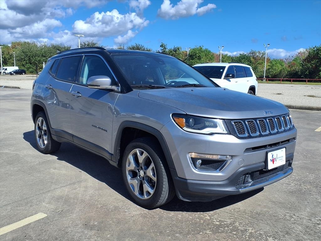 2018 Jeep Compass Limited Silver at Mac Haik CDJR North Houston
