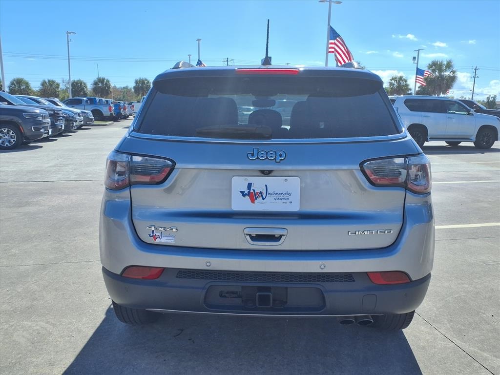 2018 Jeep Compass Limited Silver at Mac Haik CDJR North Houston