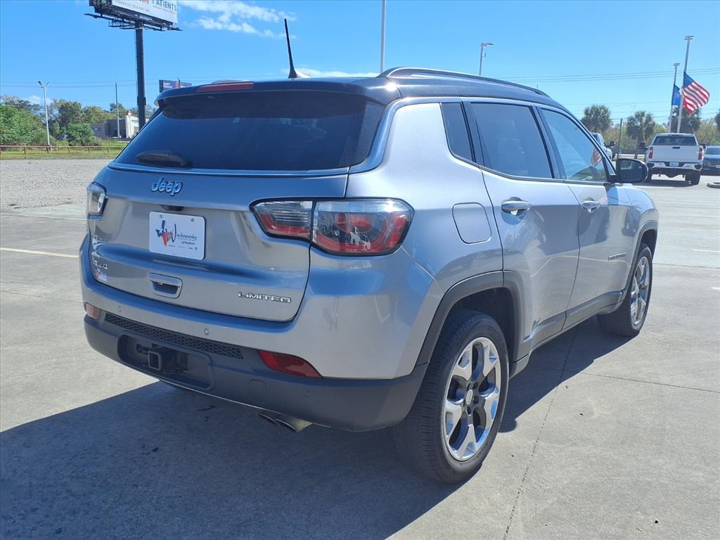 2018 Jeep Compass Limited Silver at Mac Haik CDJR North Houston
