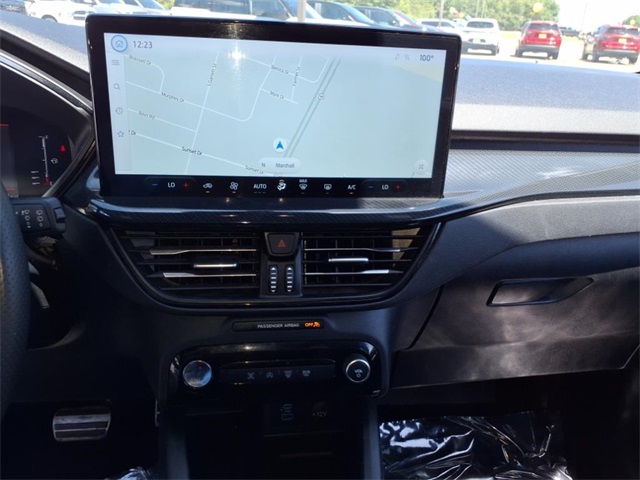 2023 Ford Escape ST-Line photo 16
