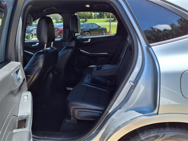 2023 Ford Escape ST-Line photo 18
