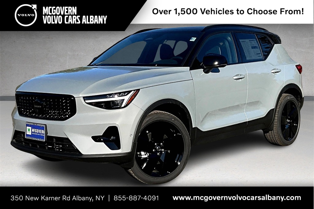 2026 Volvo XC40 B5 Ultra Black Edition AWD