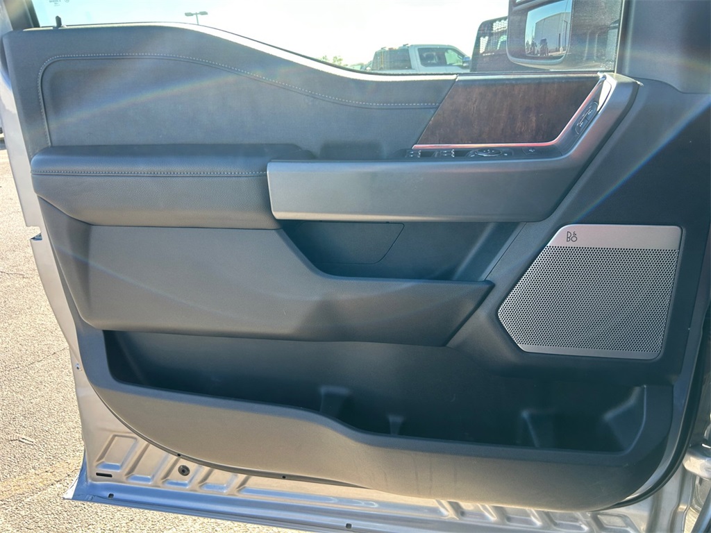 Used Car 2023 Ford F-250sd  Lariat For Sale Under $70,000 In Floresville, Texas