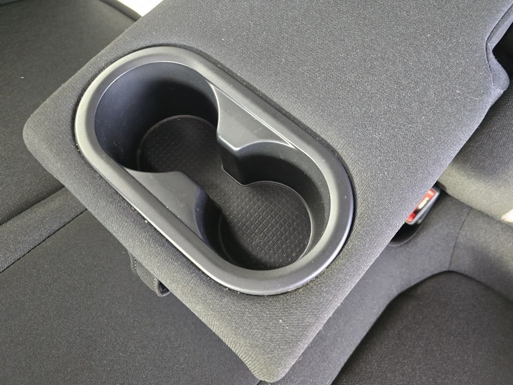 Thumbnail: 2023 Hyundai Ioniq 6 - 18