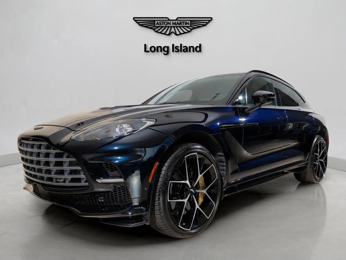 2025 Aston Martin DBX 707's photo