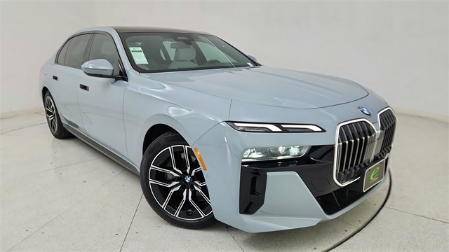 2025 BMW 7 Series 740i xDrive