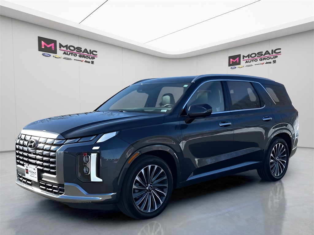 Used 2024 Hyundai Palisade Calligraphy with VIN KM8R7DGE2RU751498 for sale in Zumbrota, Minnesota
