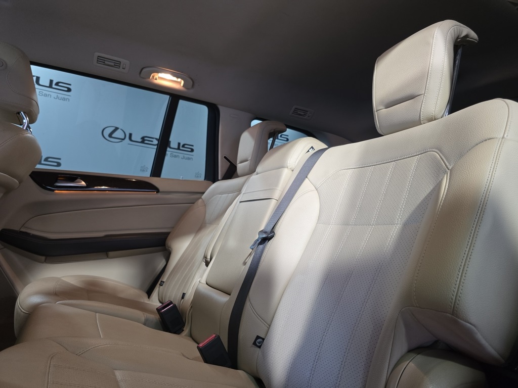 Thumbnail: 2017 Mercedes-Benz GLS - 27