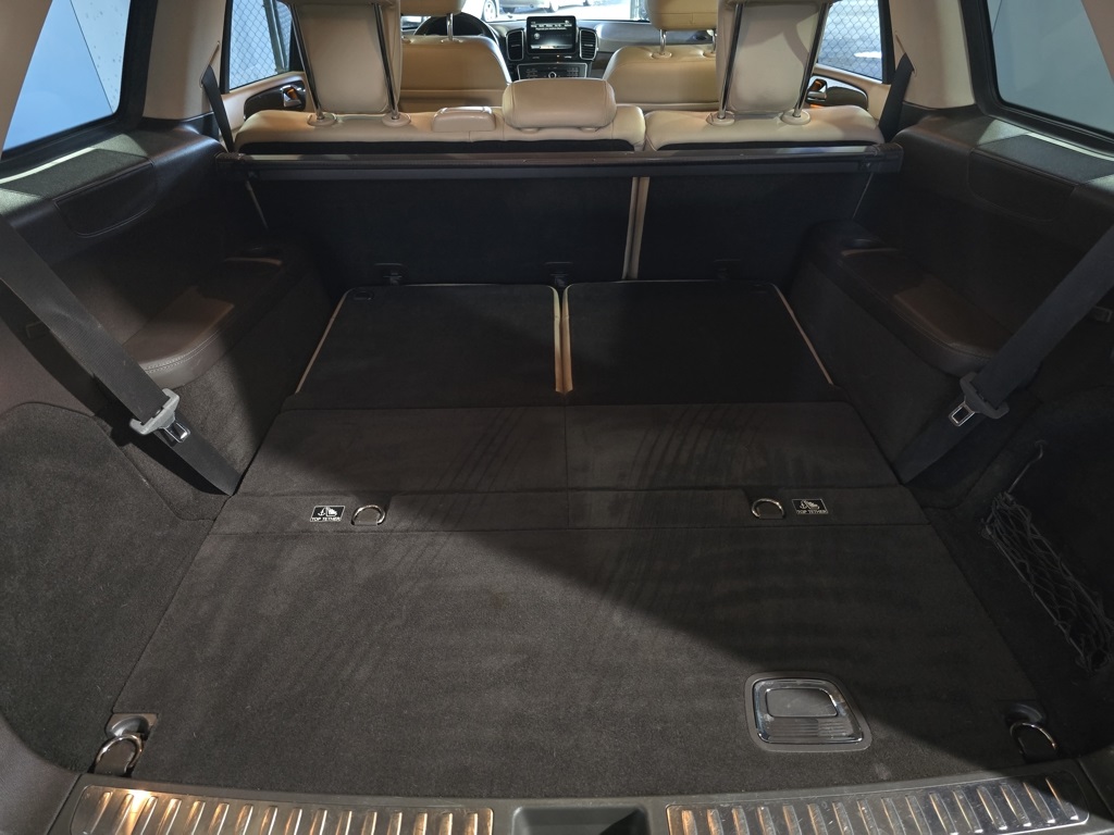 Thumbnail: 2017 Mercedes-Benz GLS - 29
