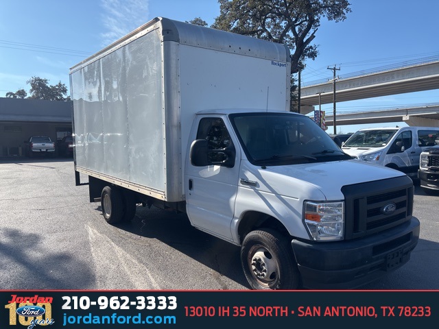 Used Car 2021 Ford E-450sd  Base For Sale Under $35,000 In San Antonio, Texas