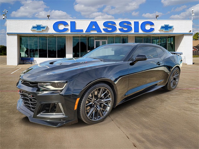 2020 Chevrolet Camaro ZL1 Black at Martin Chrysler Dodge Jeep Ram