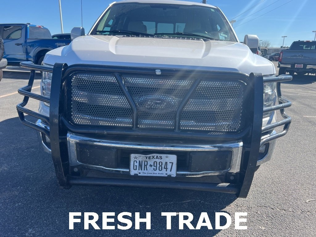 Used Car 2015 Ford F-150  Lariat For Sale Under $25,000 In Floresville, Texas