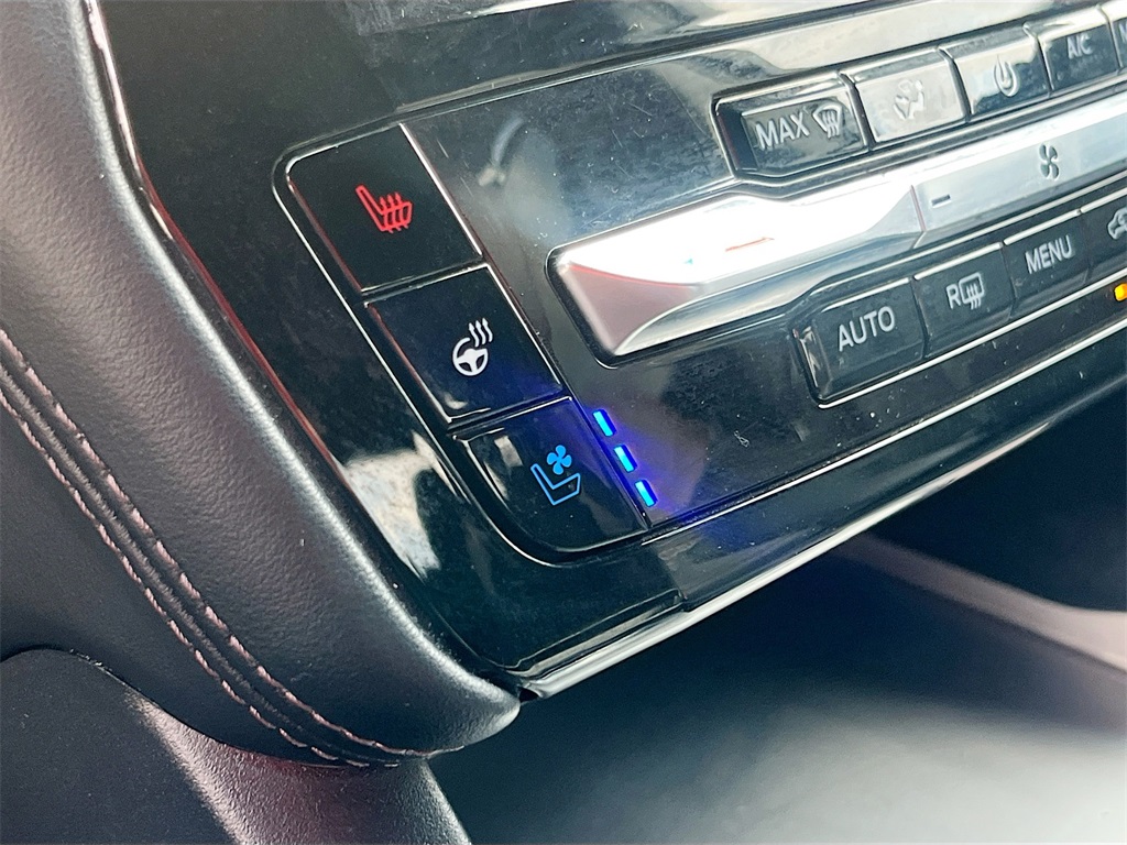 2023 Ford Explorer Platinum Red at Tom Peacock Cadillac