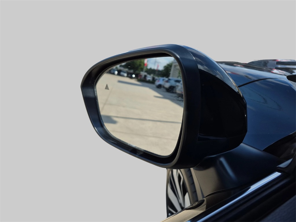 2025 Mitsubishi Outlander SEL Black at North Houston Mitsubishi