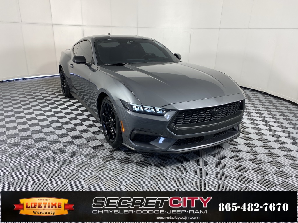 2024 Ford Mustang EcoBoost Fastback RWD