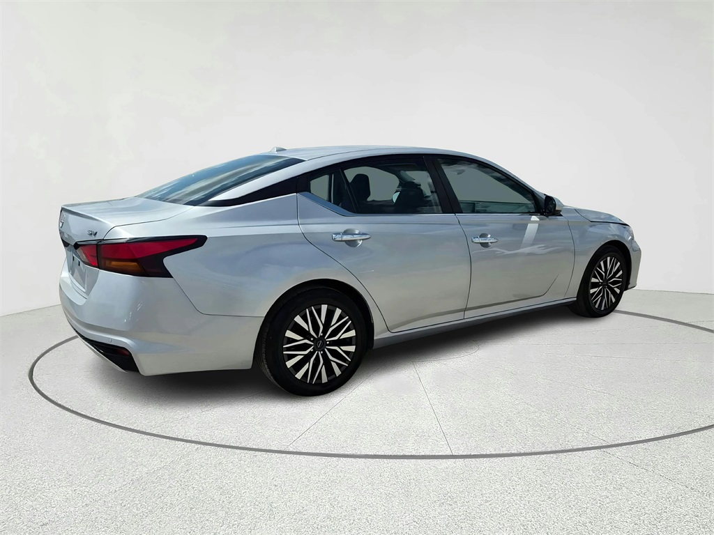 2023 Nissan Altima 2.5 SV Silver at Martin Chrysler Dodge Jeep Ram