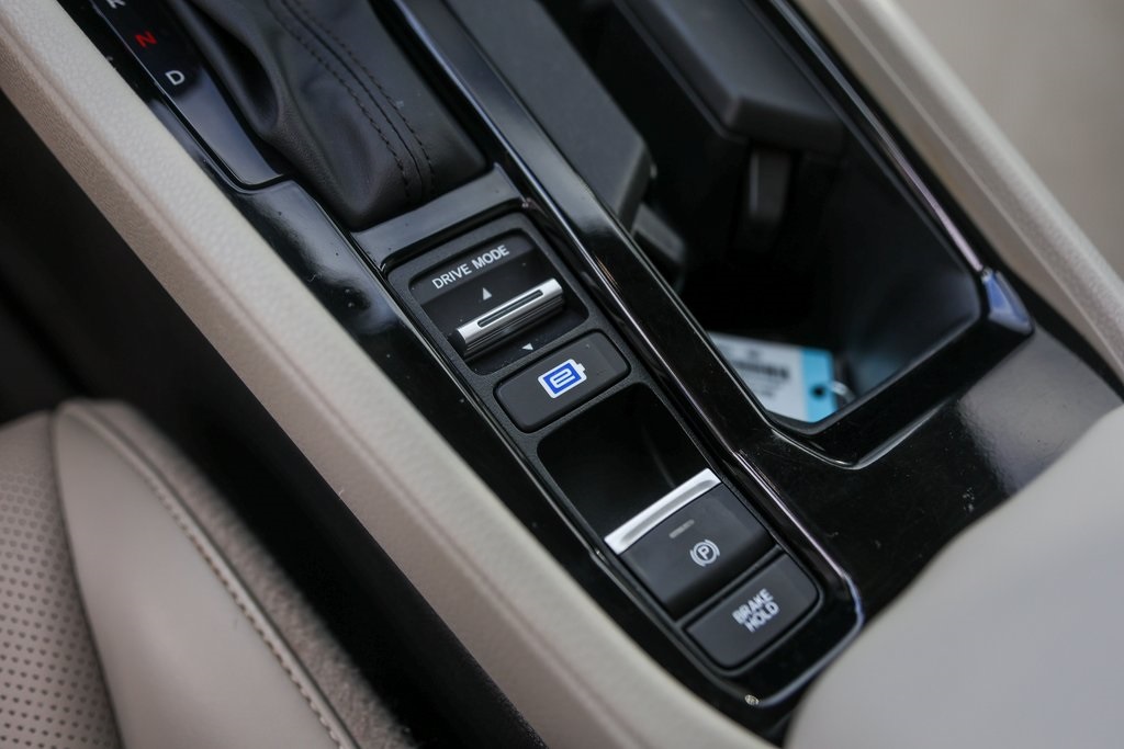 Used Car 2024 Honda Accord Hybrid  Ex-l For Sale Under $30,000 In Austin, Texas