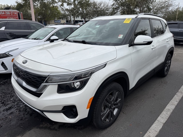 2021 Kia Seltos S FWD