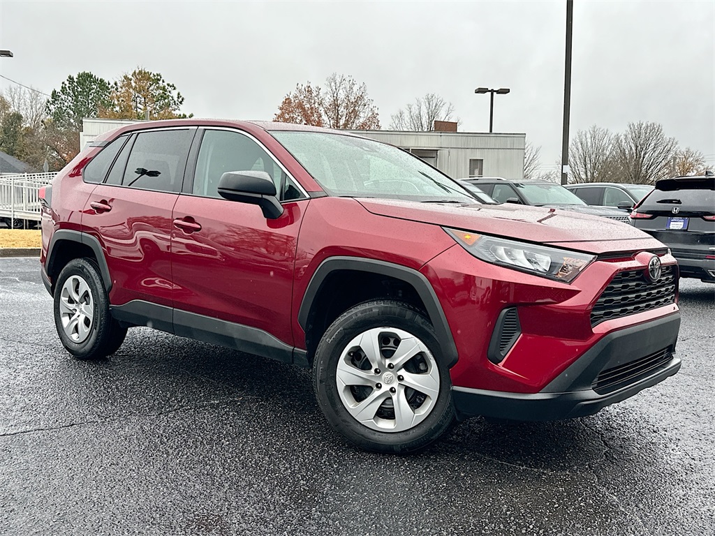 2022 Toyota RAV4 LE