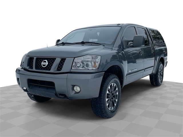 2011 Nissan Titan PRO-4X Crew Cab 4WD