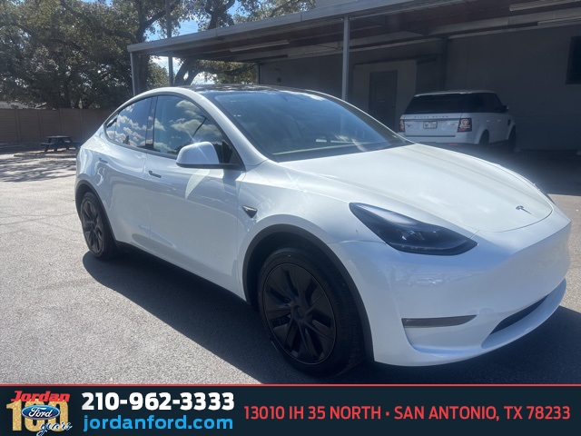 Used Car 2025 Tesla Model Y  Long Range For Sale Under $40,000 In San Antonio, Texas