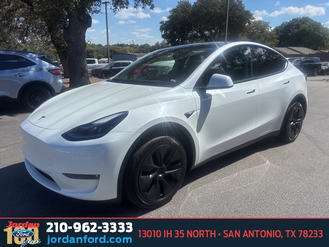 Used Car 2025 Tesla Model Y  Long Range For Sale Under $40,000 In San Antonio, Texas