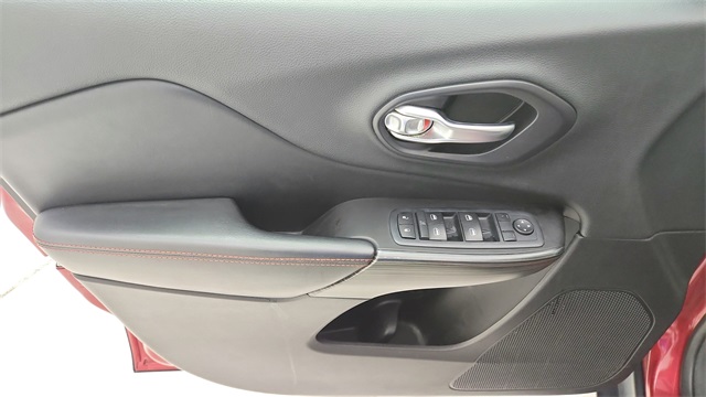 2014 Jeep Cherokee Trailhawk Red at Durrett Motor Company