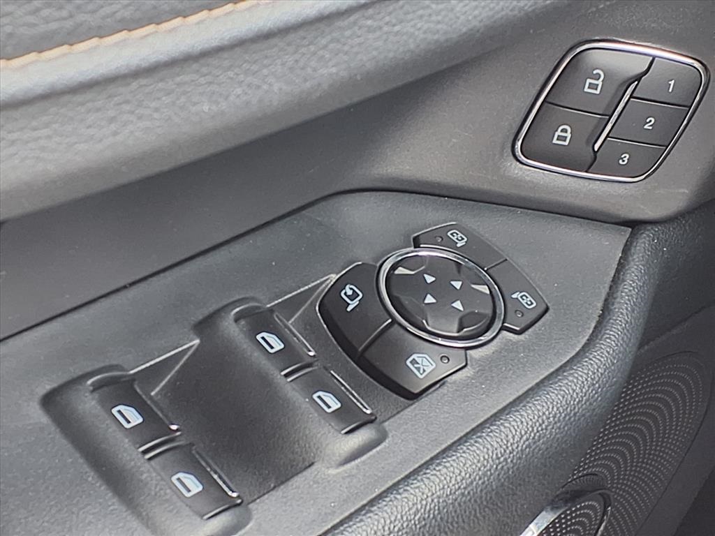 2024 Ford Expedition Max XLT Black at Martin Chrysler Dodge Jeep Ram