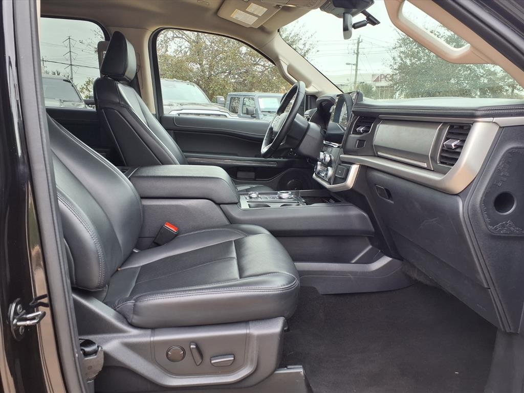 2024 Ford Expedition Max XLT Black at Martin Chrysler Dodge Jeep Ram