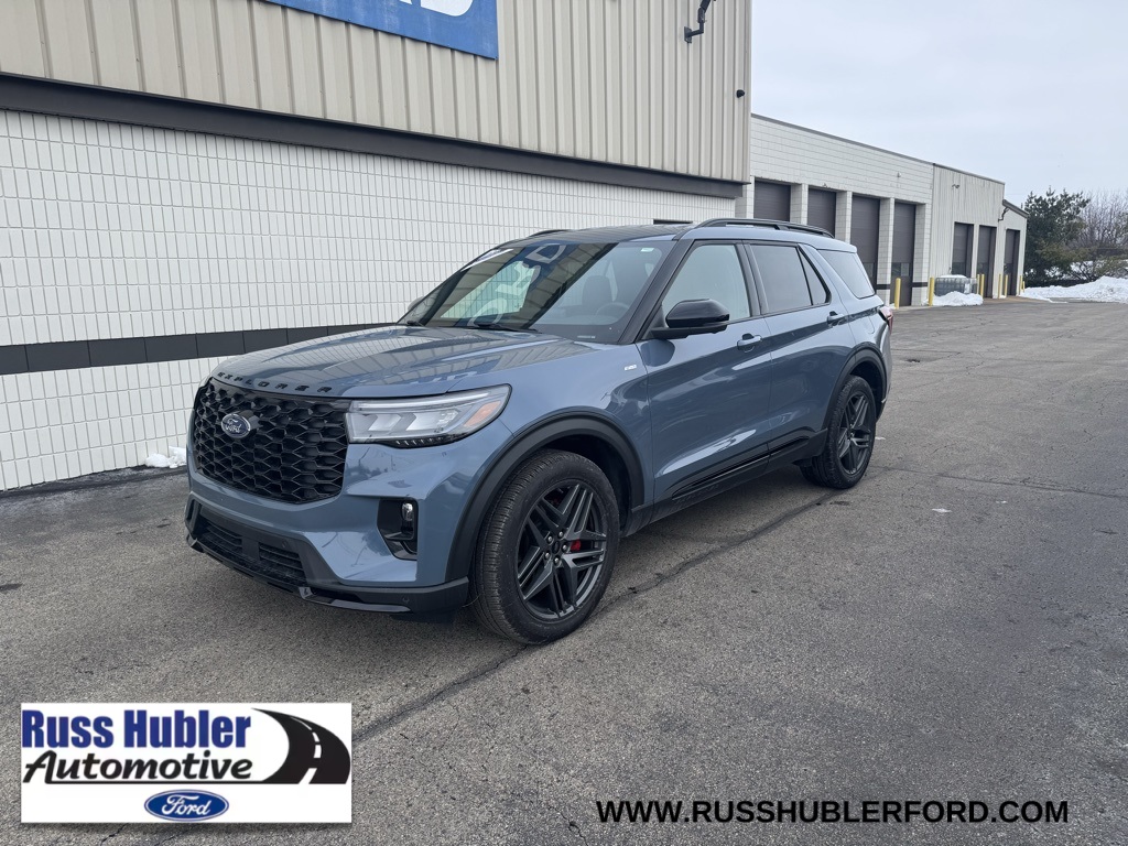 2025 Ford Explorer ST-Line AWD