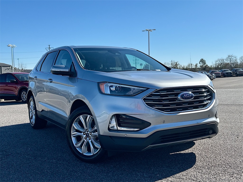2022 Ford Edge Titanium