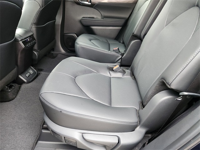 2026 Toyota Highlander Limited  at Toyota of Victoria