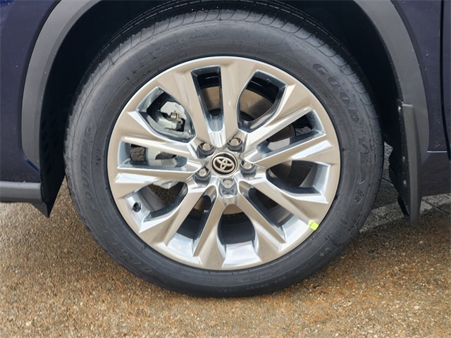 2026 Toyota Highlander Limited  at Toyota of Victoria