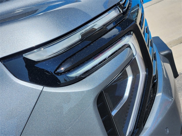 2025 Chevrolet Suburban High Country photo 10