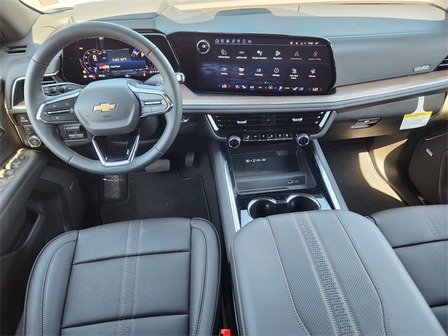 2025 Chevrolet Suburban High Country photo 18