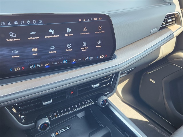 2025 Chevrolet Suburban High Country photo 26