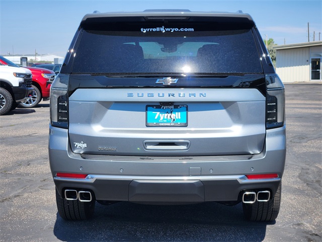 2025 Chevrolet Suburban High Country photo 4