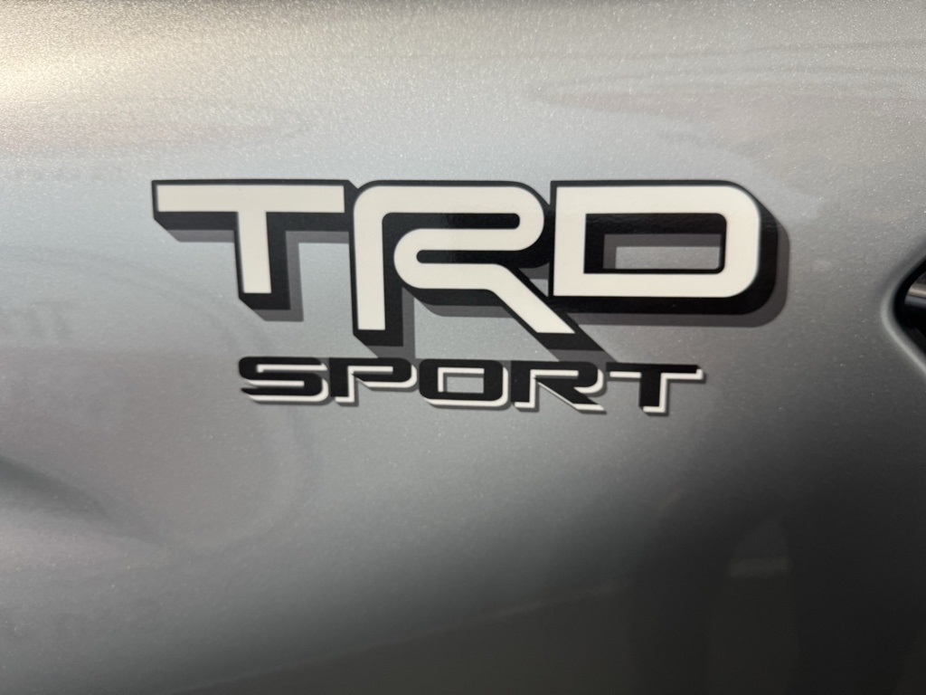 Thumbnail: 2025 Toyota Tacoma - 15