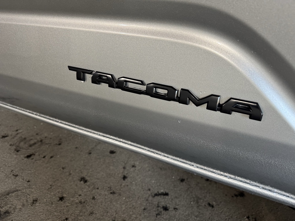 Thumbnail: 2025 Toyota Tacoma - 8