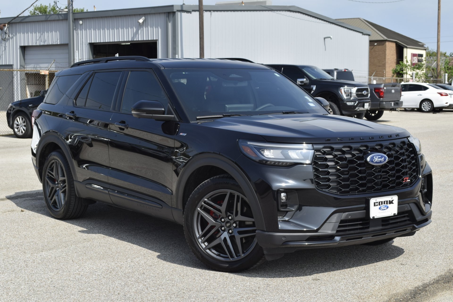 2025 Ford Explorer ST-Line - 6