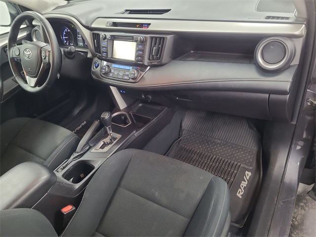 2018 – Toyota – RAV4