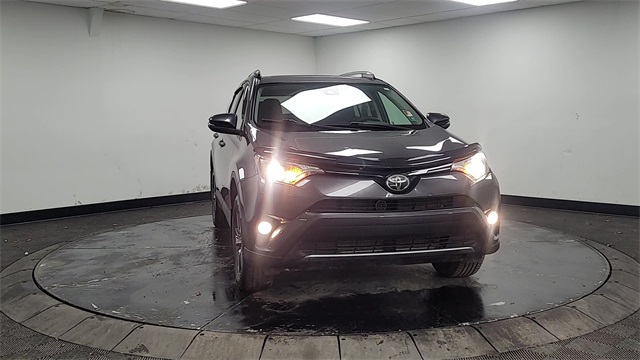 2018 – Toyota – RAV4
