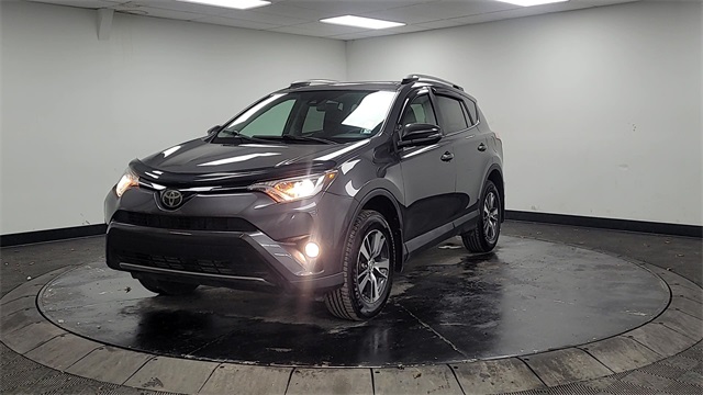 2018 – Toyota – RAV4