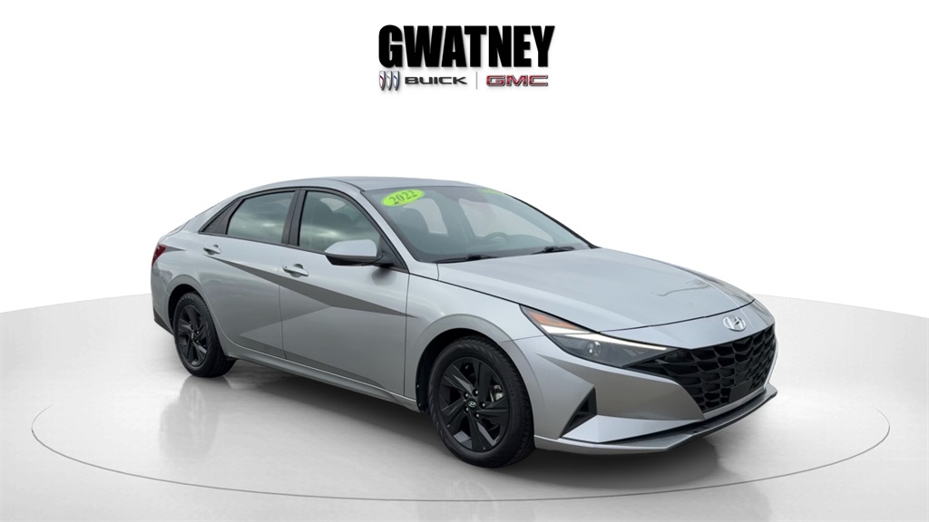 2022 Hyundai Elantra SEL FWD