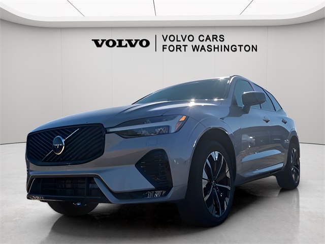 2026 Volvo XC60 Plus's photo