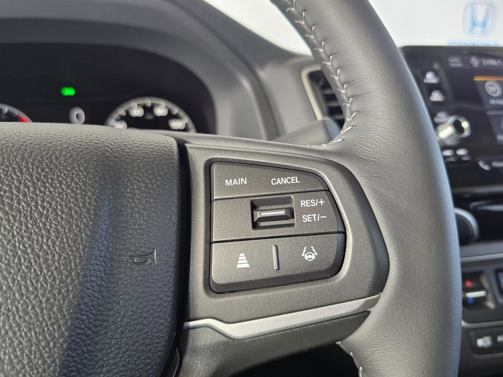 Thumbnail: 2025 Honda Ridgeline - 30