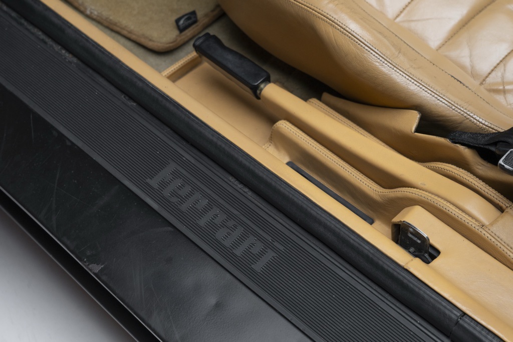 1990 Ferrari 348 - Thumbnail 6