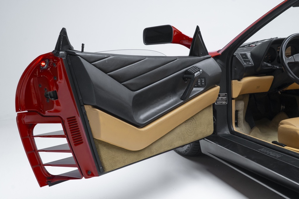 1990 Ferrari 348 - Thumbnail 7